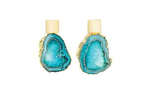 Discover the Beauty of Geode Earrings for the Minimalist Fashionista