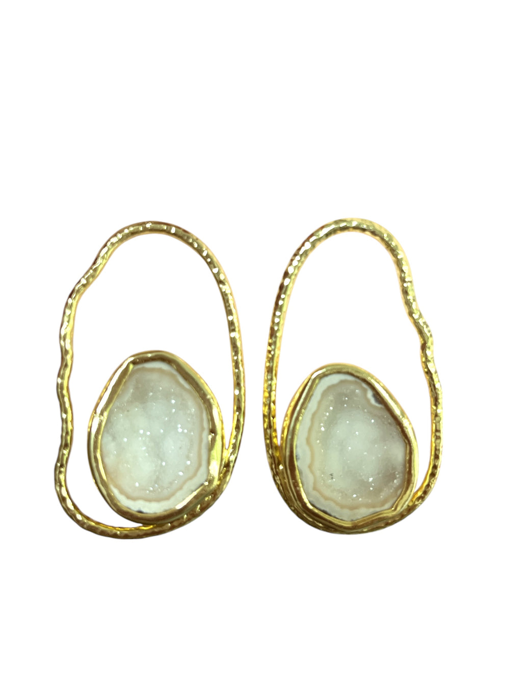 Cream Rock Drops Earrings