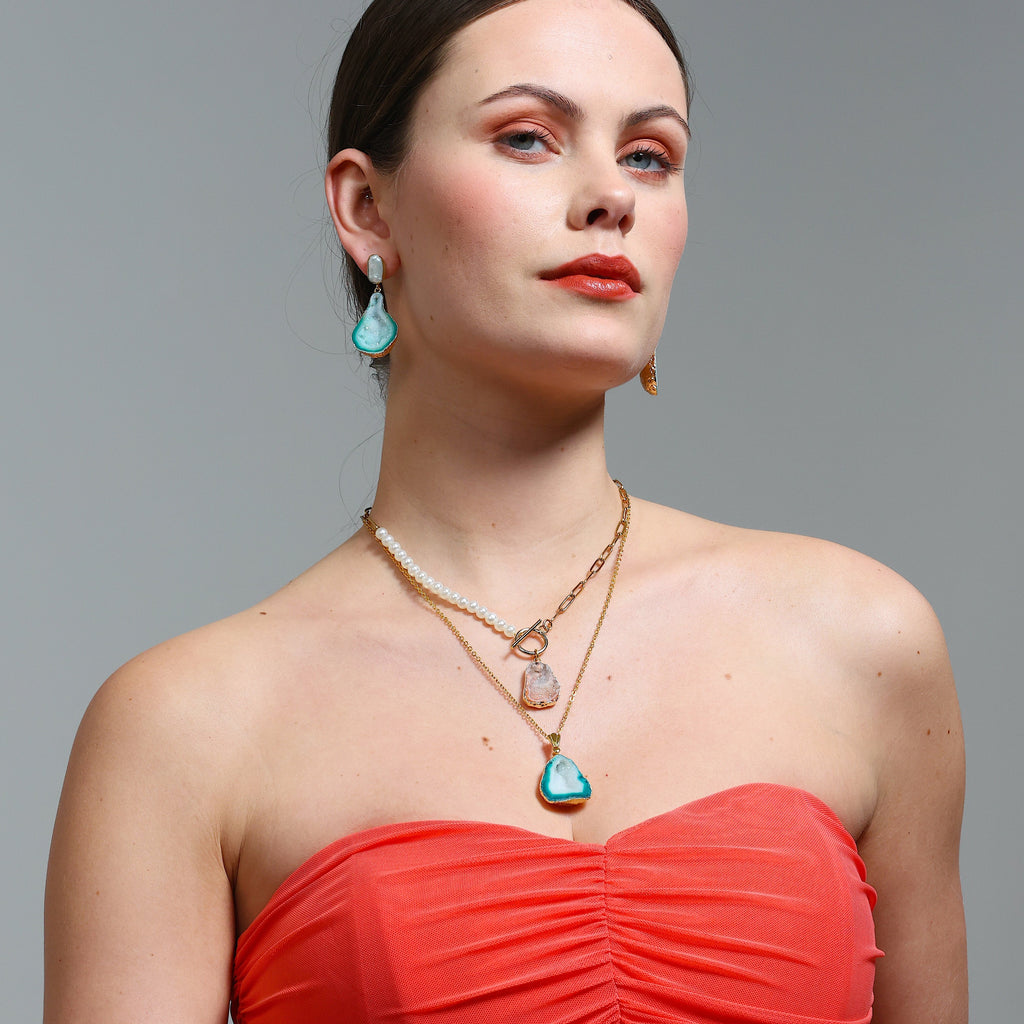 The Pearl Rocks Green Earrings